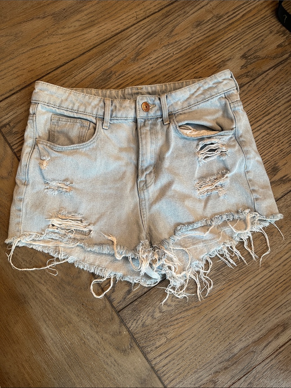H&M Heavy Destruction Raw Hem Jean Shorts Size 6